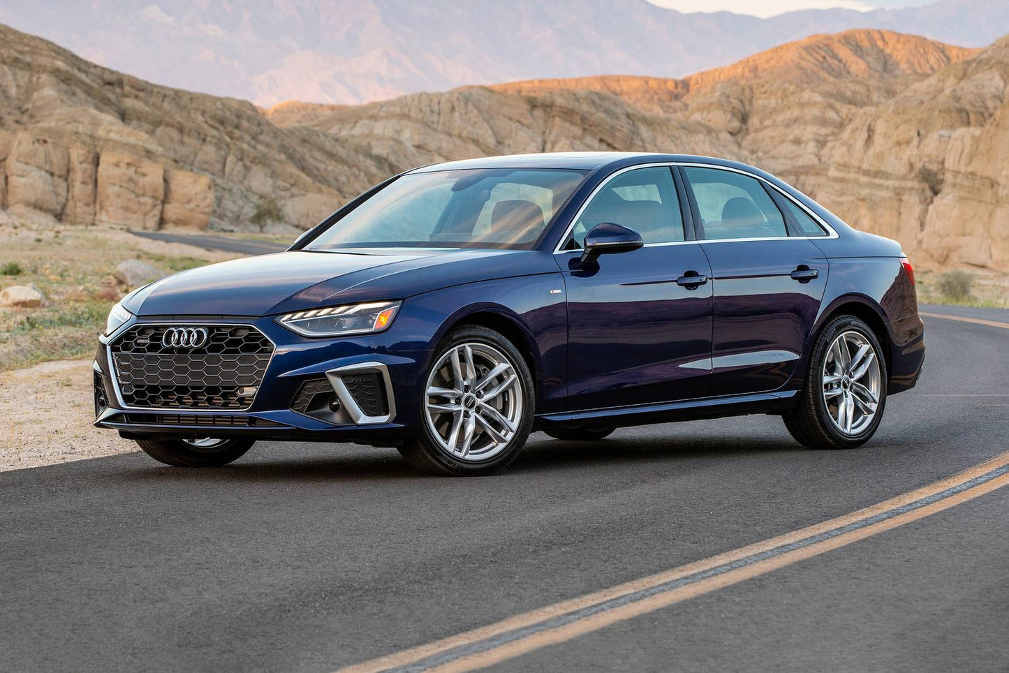 2025 Audi A4 Premium Plus S line 4dr Sedan AWD w/45 TFSI (2.0L 4cyl Turbo gas/electric mild hybrid 7AM)