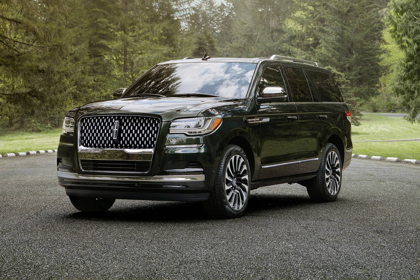 2024 Lincoln Navigator Reserve 4dr SUV 4WD (3.5L 6cyl Turbo 10A)