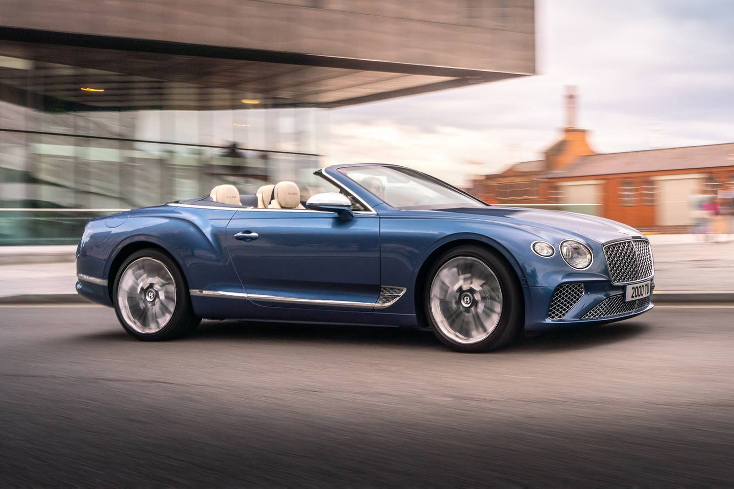 2023 Bentley Continental GT Azure V8 2dr Coupe AWD (4.0L 8cyl Turbo 8AM)