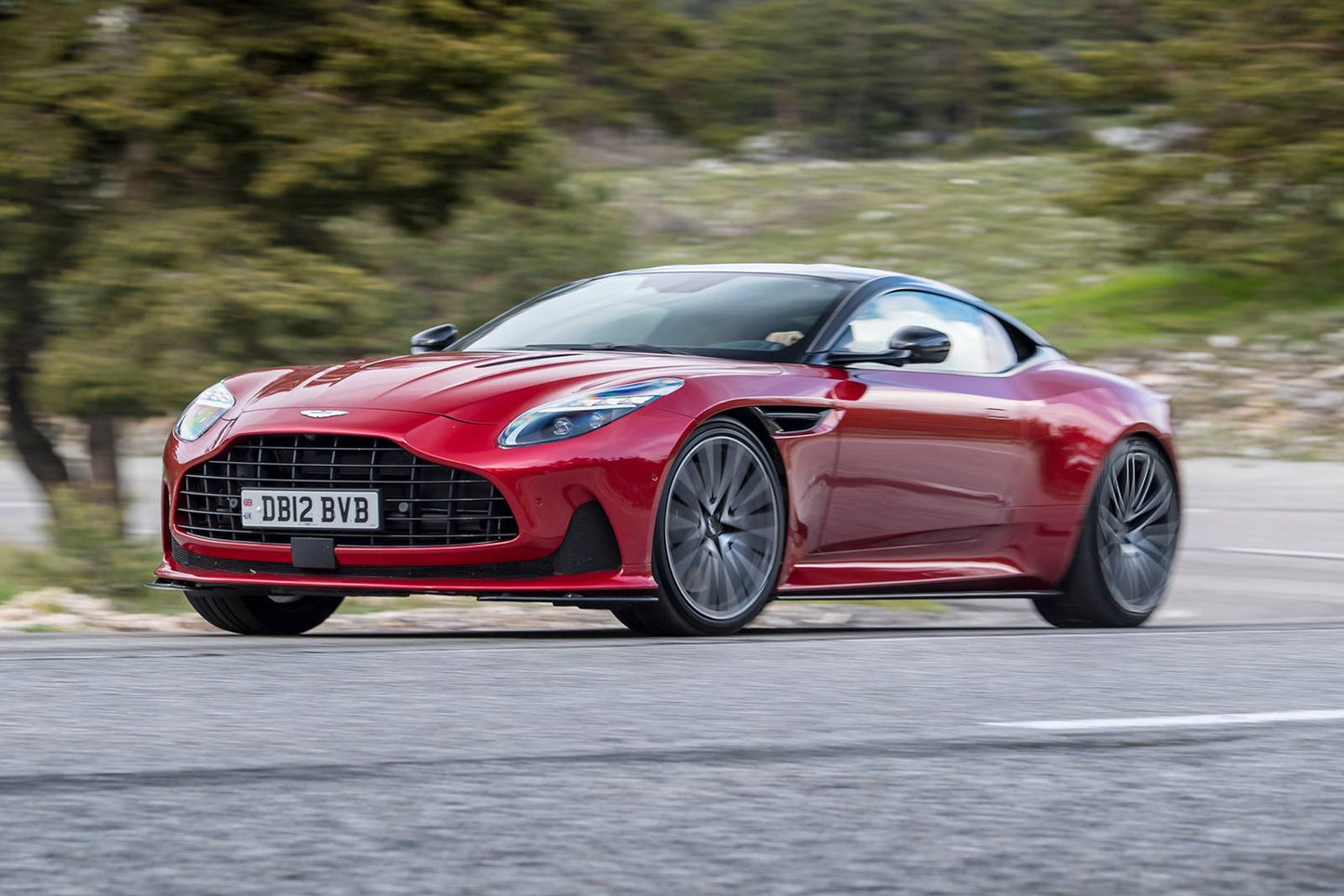 2024 Aston Martin DB12 V8 Volante 2dr Convertible (4.0L 8cyl Turbo 8A)