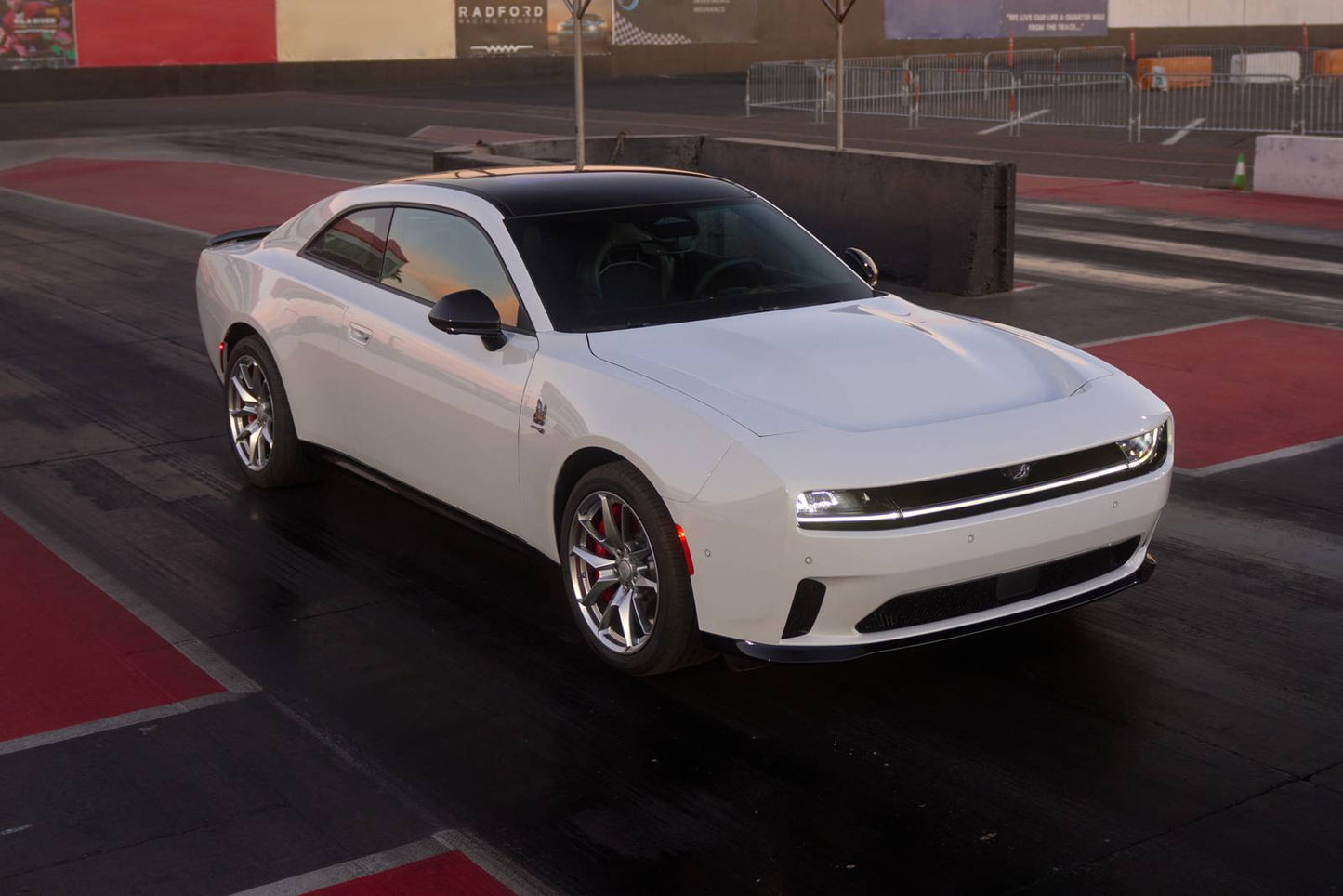 2024 Dodge Charger Daytona R/T 2dr Coupe AWD (electric DD)
