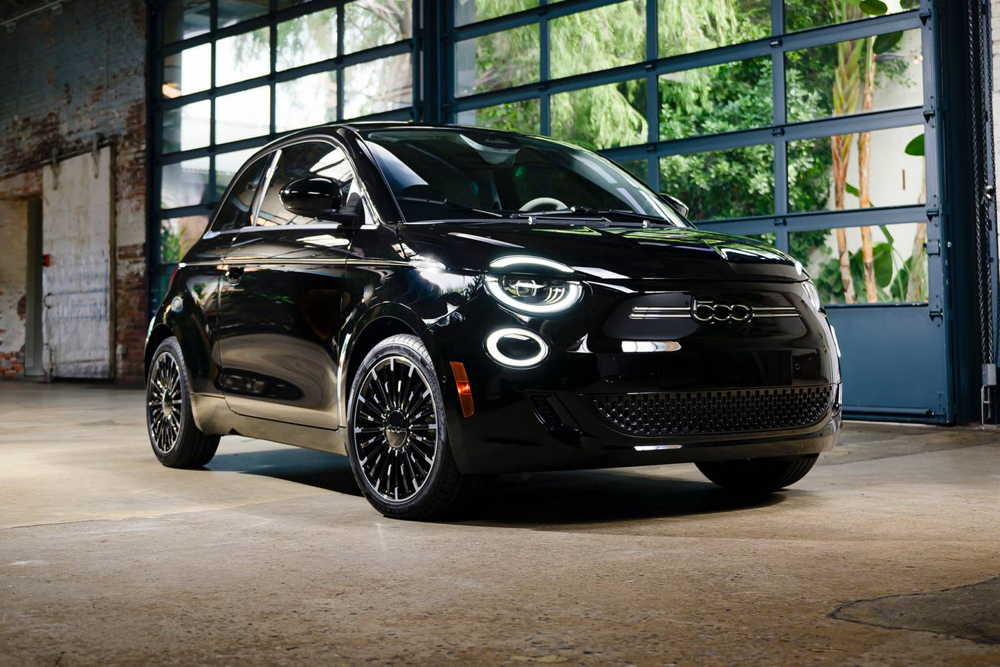 2024 FIAT 500e Inspired by Los Angeles 2dr Hatchback (electric DD)