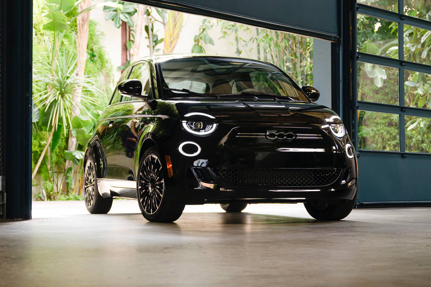 2024 FIAT 500e Inspired by Los Angeles 2dr Hatchback (electric DD)