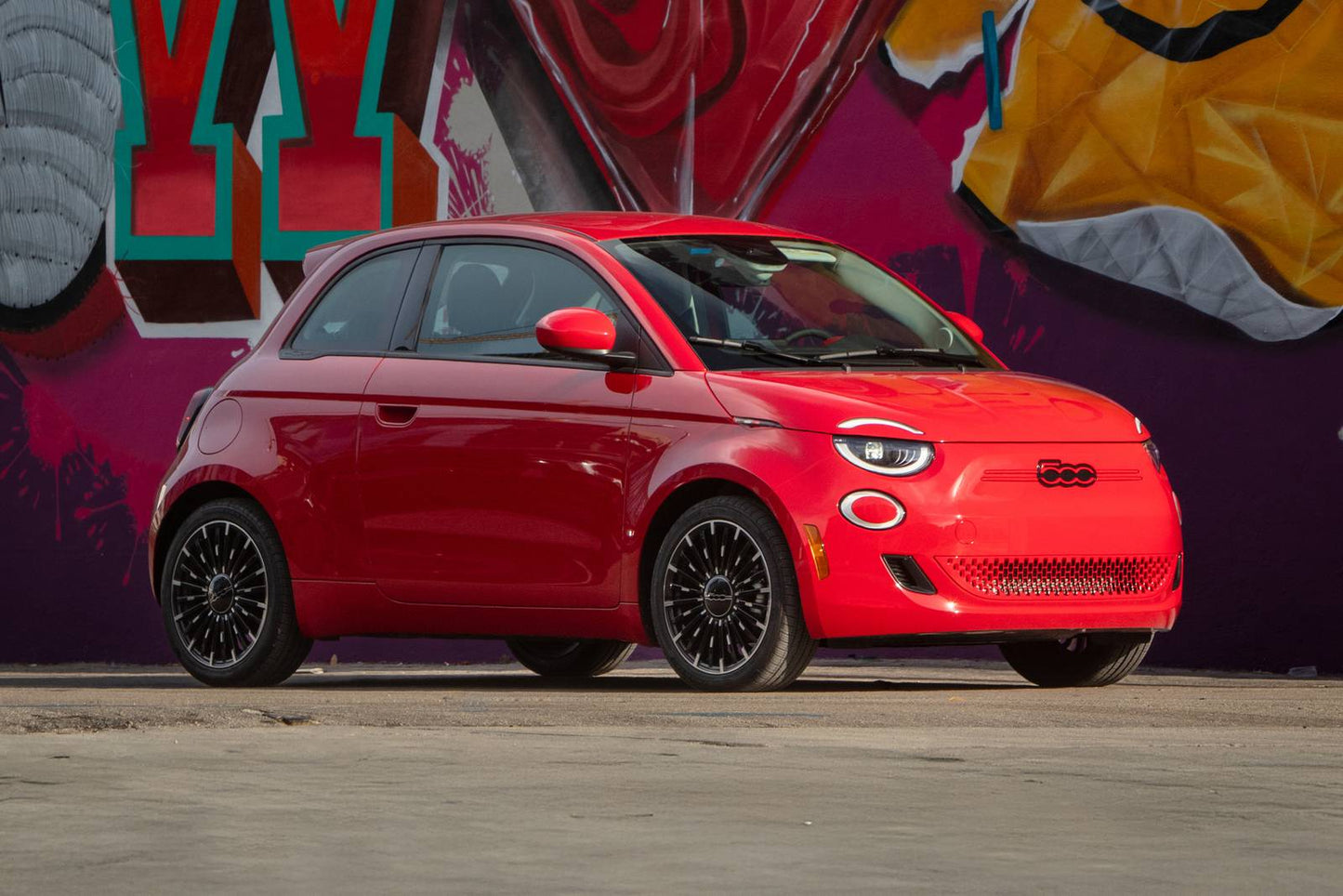 2024 FIAT 500e Inspired by Los Angeles 2dr Hatchback (electric DD)