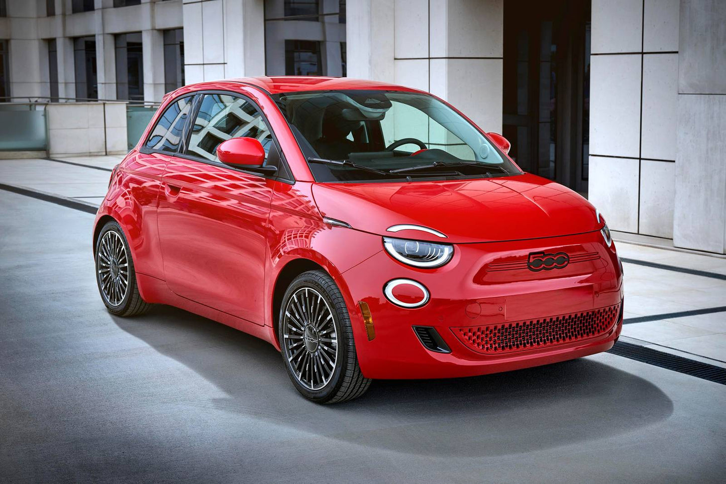 2024 FIAT 500e Inspired by Los Angeles 2dr Hatchback (electric DD)