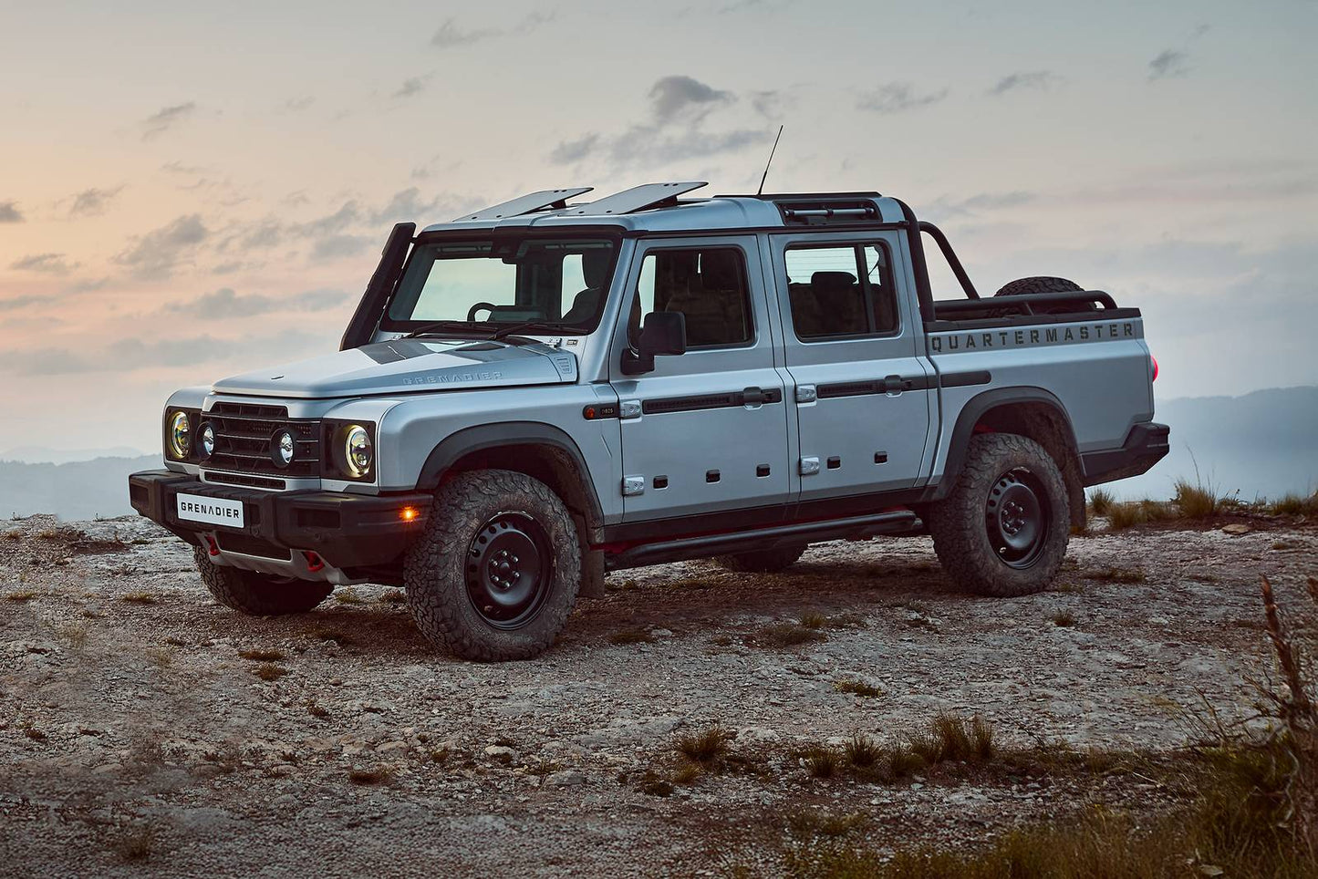 2024 INEOS Grenadier Quartermaster Trialmaster 4dr Crew Cab 4WD SB (3.0L 6cyl Turbo 8A)