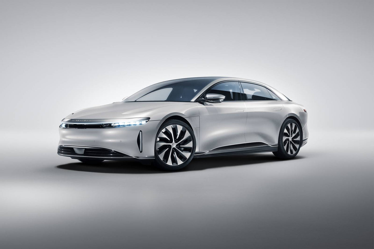 2024 Lucid Air Grand Touring 4dr Sedan AWD (electric DD)
