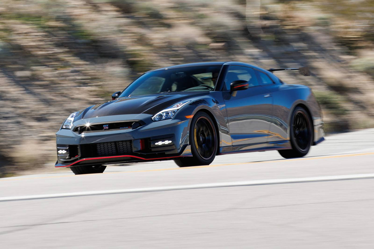 2024 Nissan GT-R Skyline Edition 2dr Coupe AWD (3.8L 6cyl Turbo 6AM)