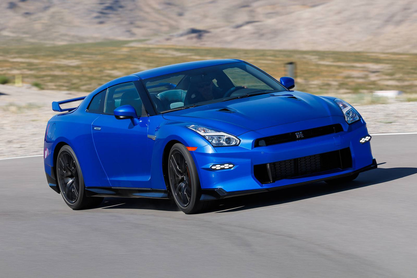 2024 Nissan GT-R Skyline Edition 2dr Coupe AWD (3.8L 6cyl Turbo 6AM)