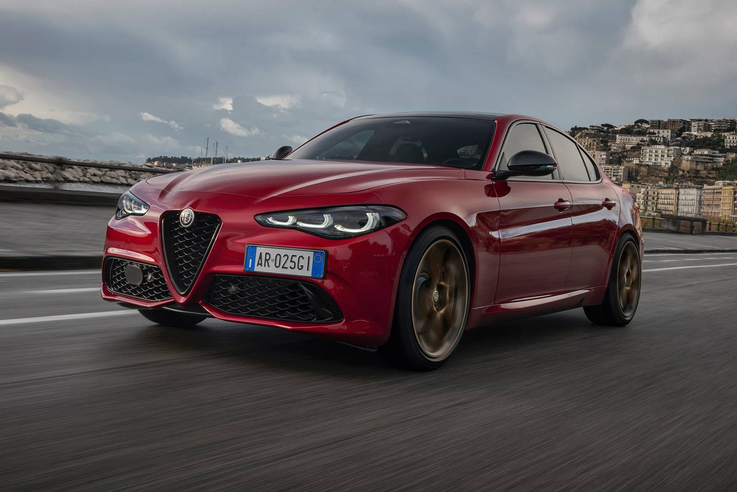 2025 Alfa Romeo Giulia Intensa 4dr Sedan (2.0L 4cyl Turbo 8A)