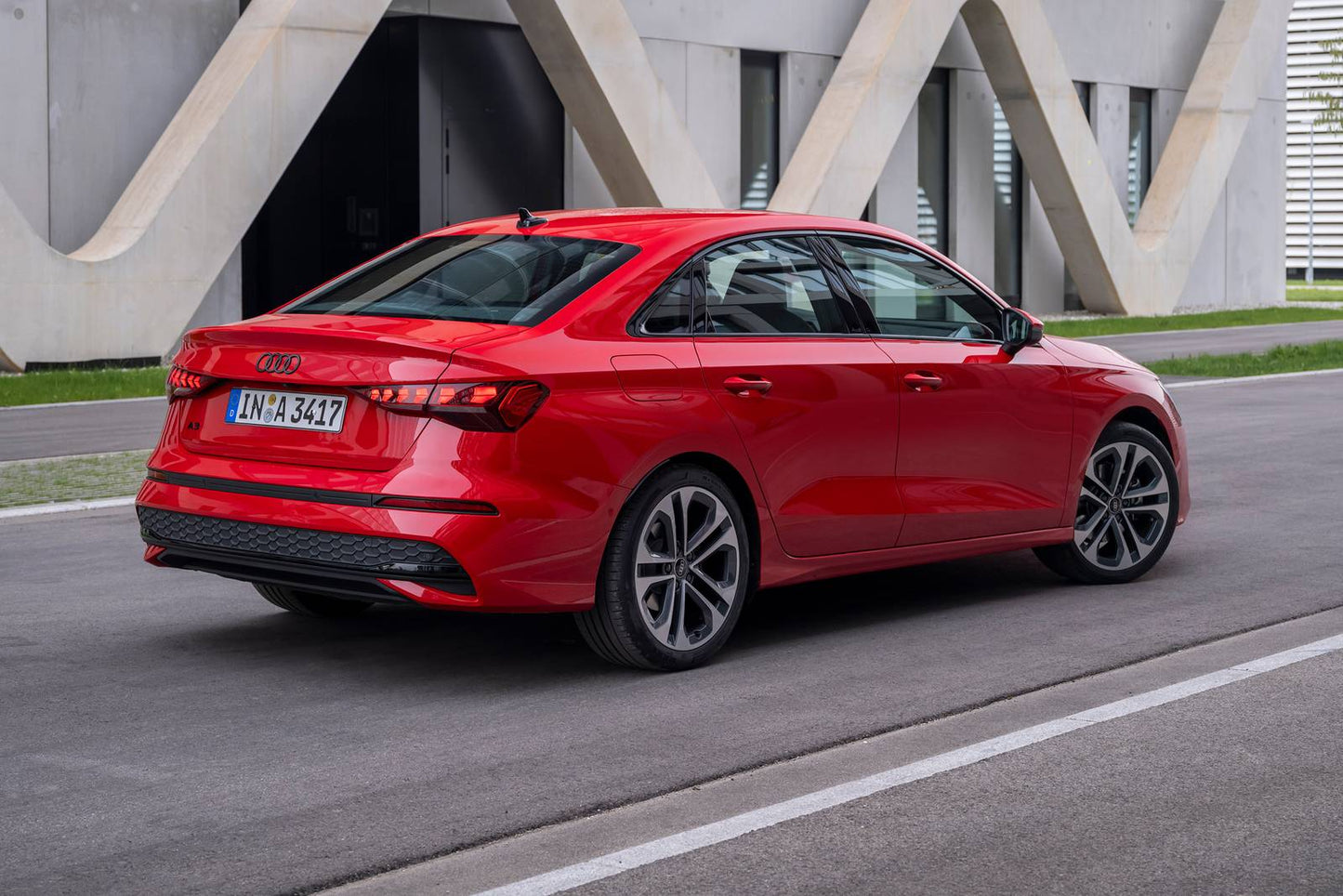 2025 Audi A3 Premium 4dr Sedan AWD w/40 TFSI (2.0L 4cyl Turbo gas/electric mild hybrid 7AM)