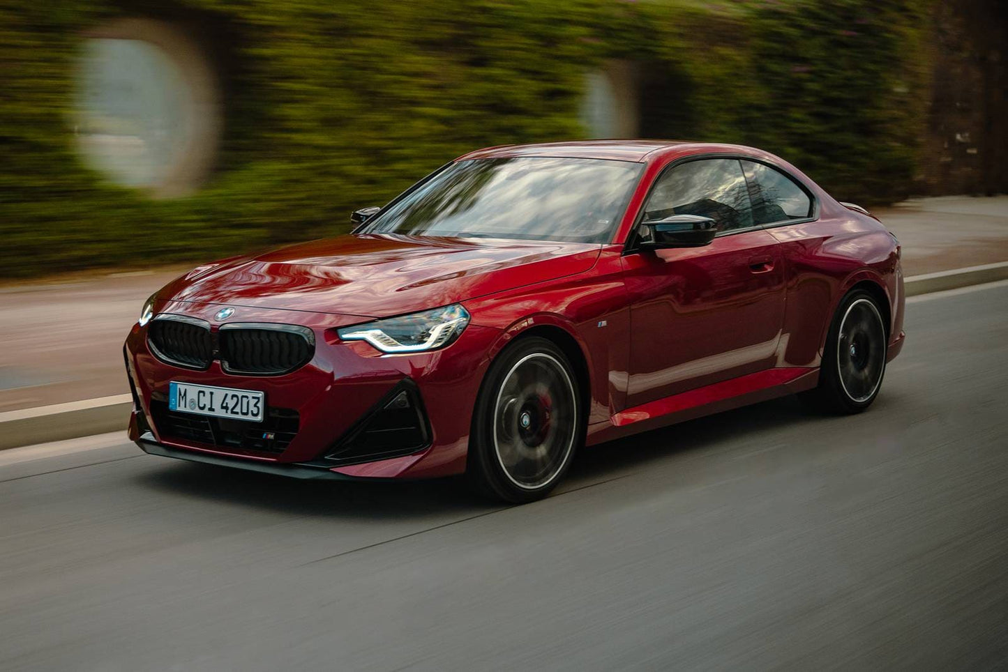 2025 BMW 2 Series M240i 2dr Coupe (3.0L 6cyl Turbo 8A)