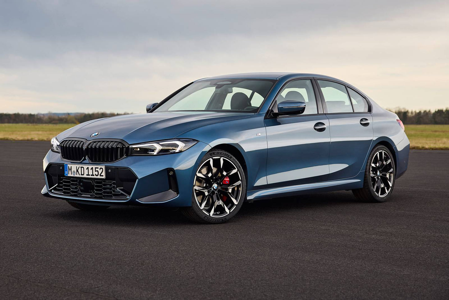2025 BMW 3 Series M340i 4dr Sedan (3.0L 6cyl Turbo gas/electric mild hybrid 8A)
