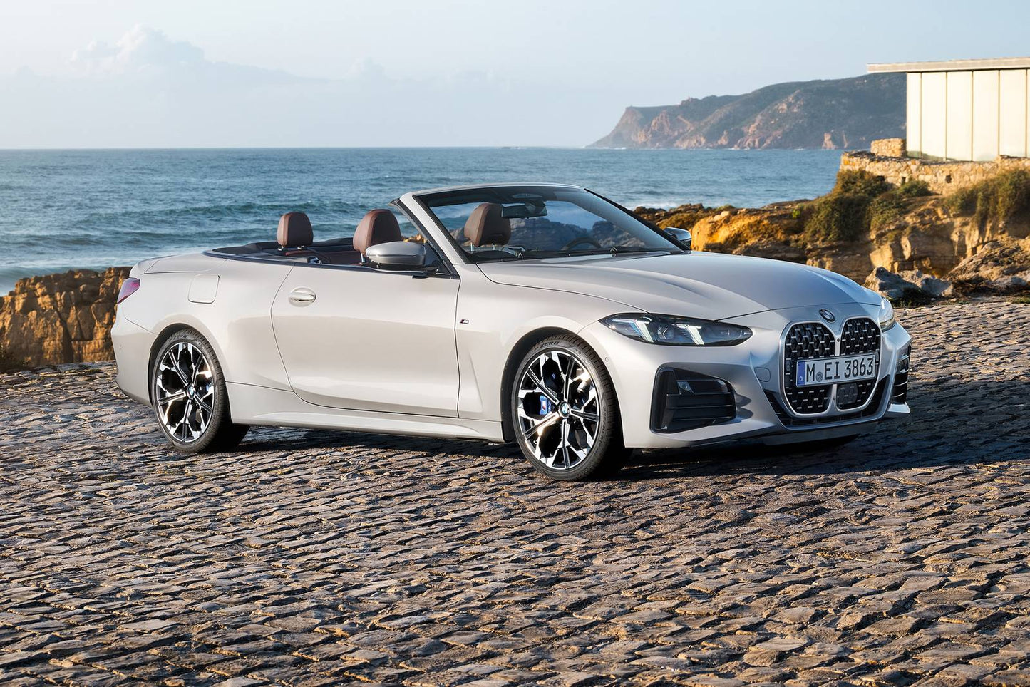 2025 BMW 4 Series 430i 2dr Coupe (2.0L 4cyl Turbo gas/electric mild hybrid 8A)
