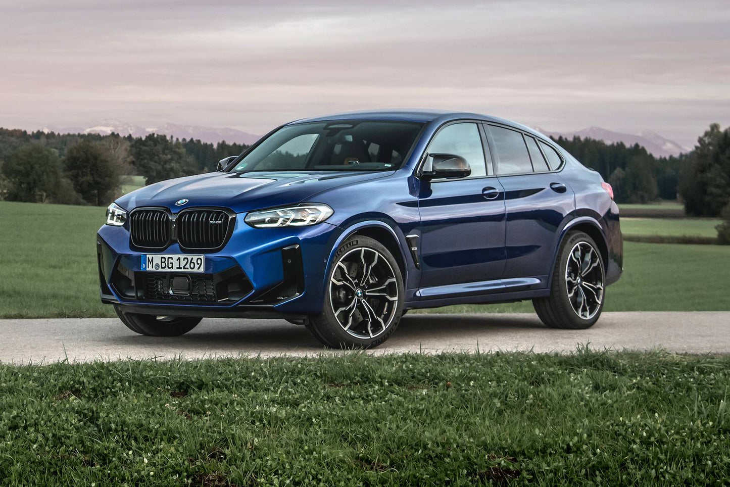 2025 BMW X4 M 4dr SUV AWD (3.0L 6cyl Turbo 8A)