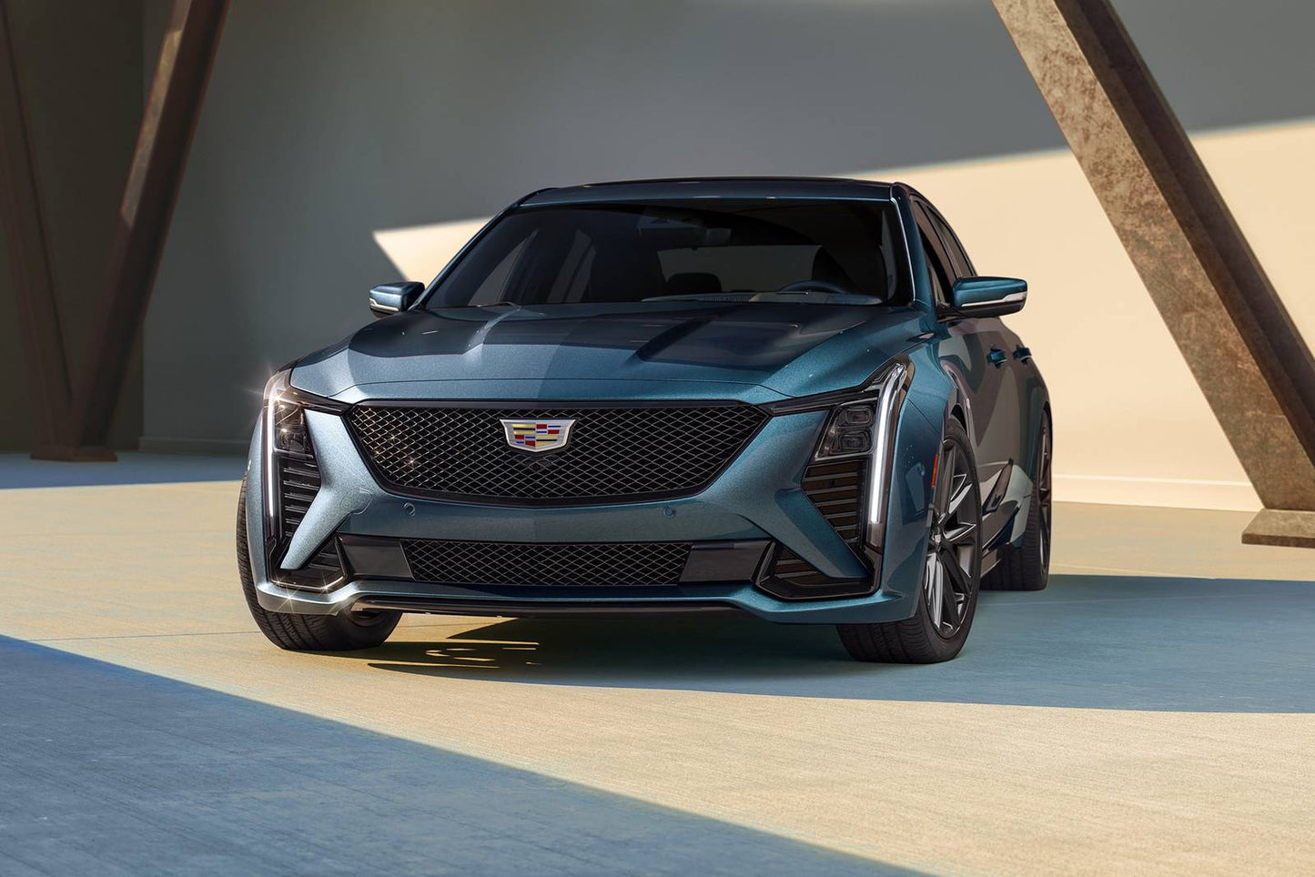 2025 Cadillac CT5 V Blackwing 4dr Sedan (6.2L 8cyl S/C 6M)