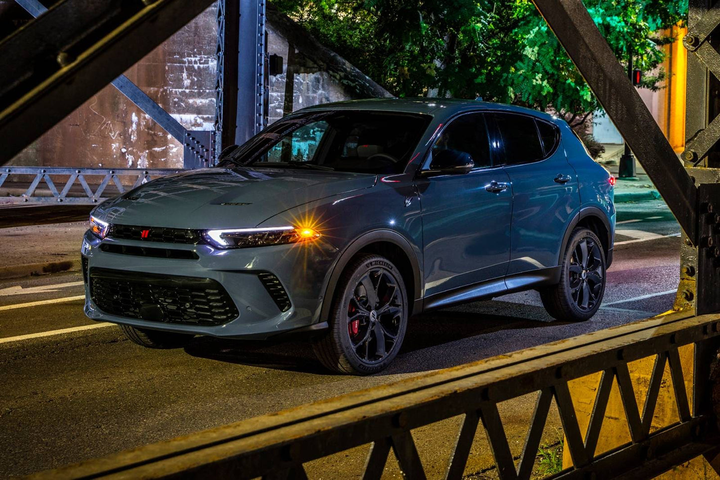 2025 Dodge Hornet R/T Plus 4dr SUV AWD (1.3L 4cyl Turbo gas/electric plug-in hybrid 6A)