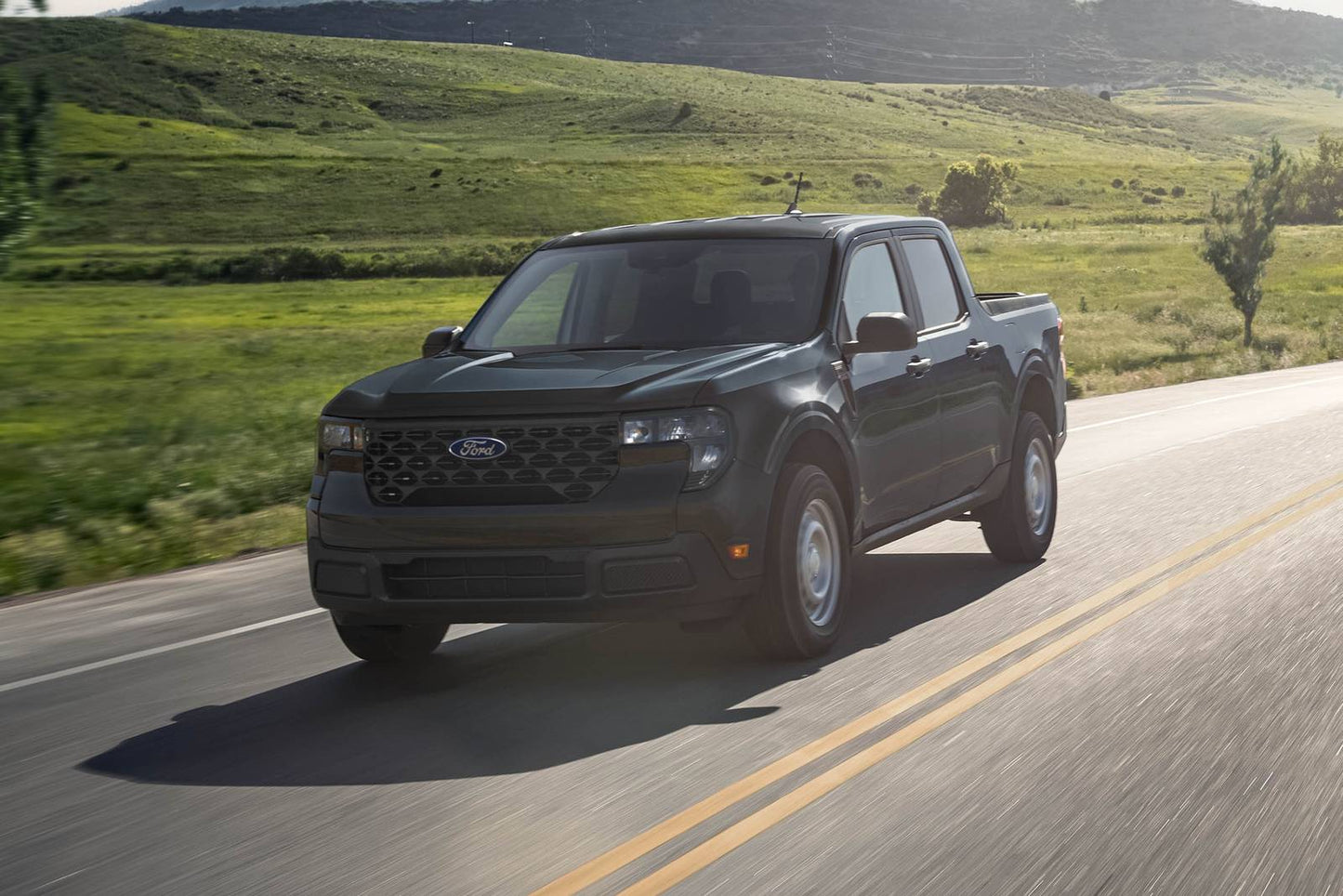 2025 Ford Maverick Lobo 4dr SuperCrew AWD SB w/Standard Equipment Group 402A (2.0L 4cyl Turbo 7A)
