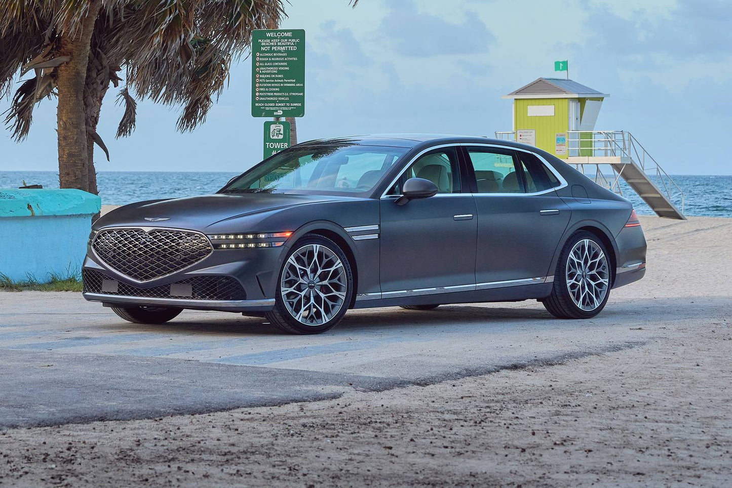 2025 Genesis G90 3.5T 4dr Sedan AWD (3.5L 6cyl Turbo 8A)