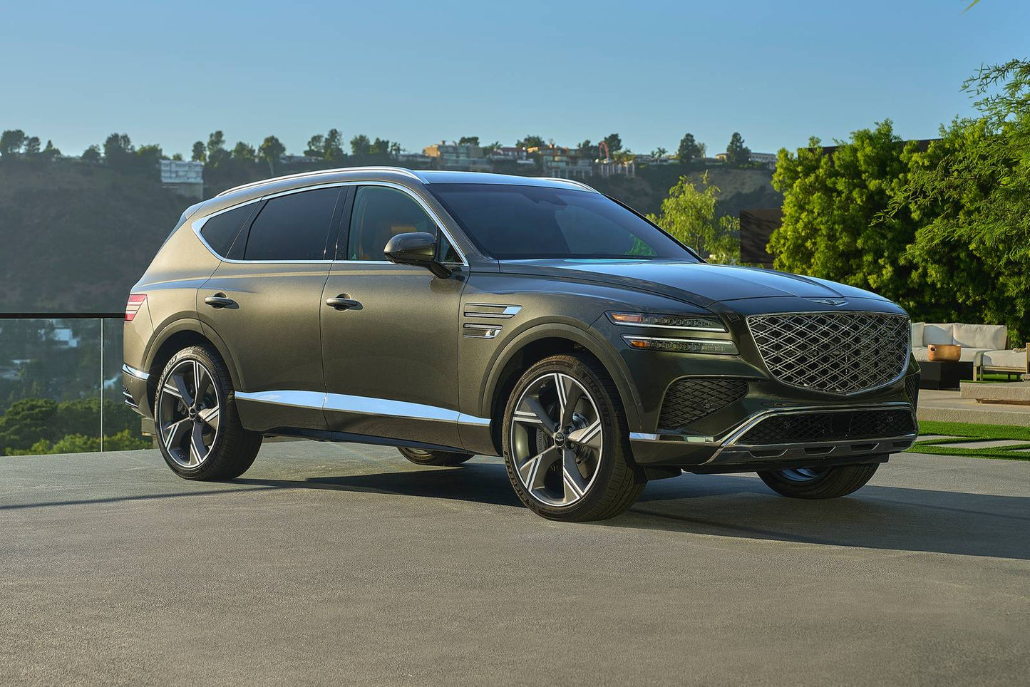 2025 Genesis GV80 2.5T 4dr SUV AWD (2.5L 4cyl Turbo 8A)