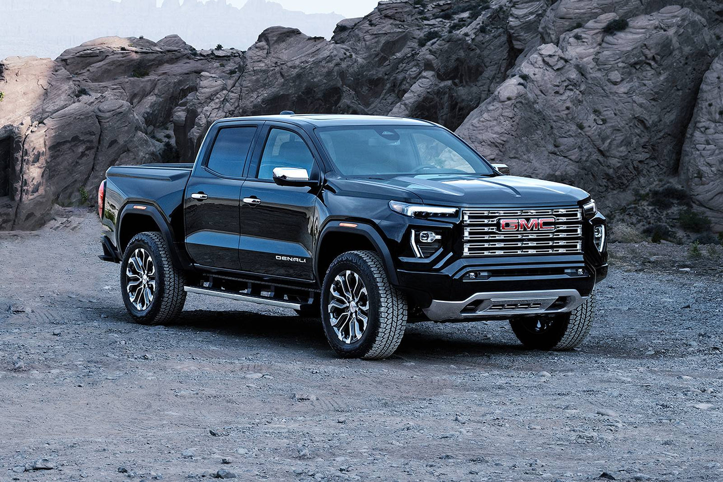 2025 GMC Canyon Elevation 4dr Crew Cab 4WD SB (2.7L 4cyl Turbo 8A)