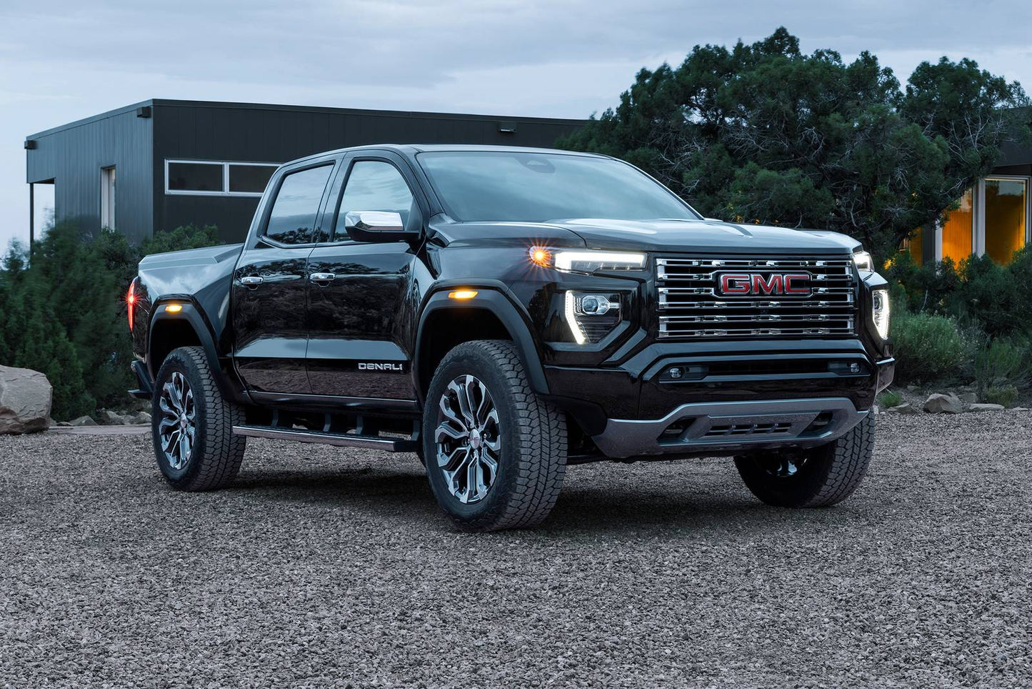 2025 GMC Canyon Elevation 4dr Crew Cab 4WD SB (2.7L 4cyl Turbo 8A)