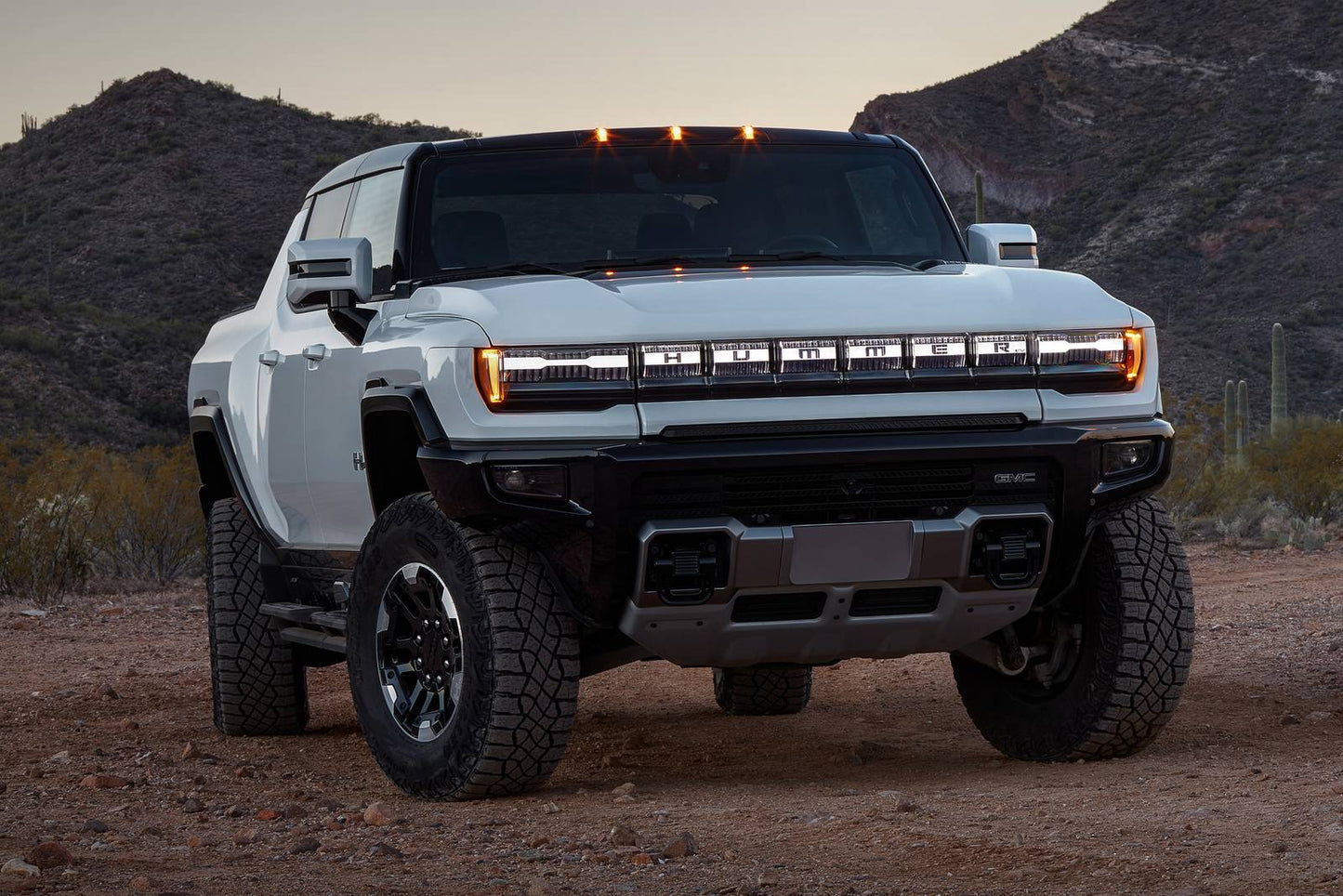 2025 GMC HUMMER EV 2X 4dr Crew Cab 4WD SB (electric DD)