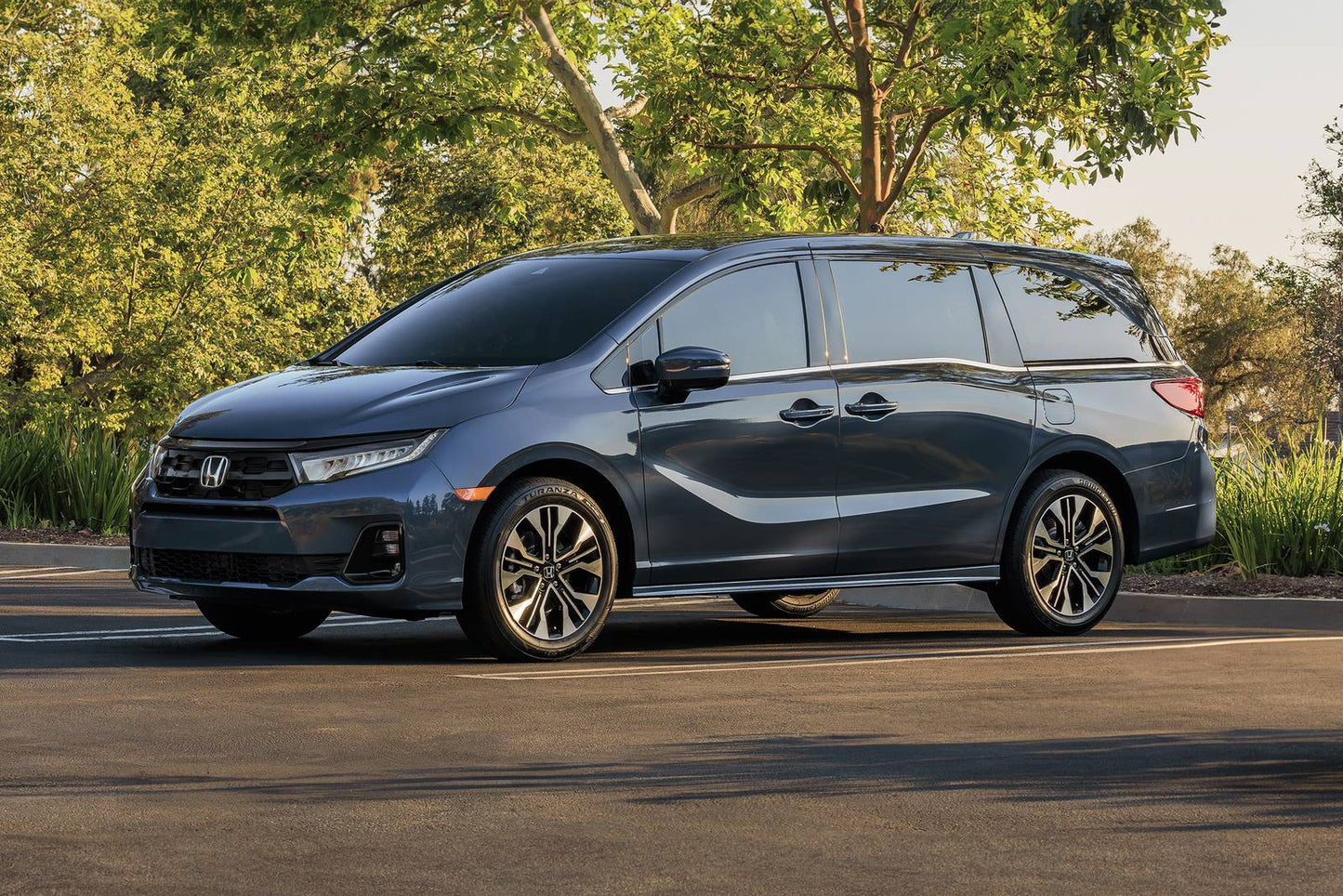 2025 Honda Odyssey EX-L 4dr Minivan (3.5L 6cyl 10A)