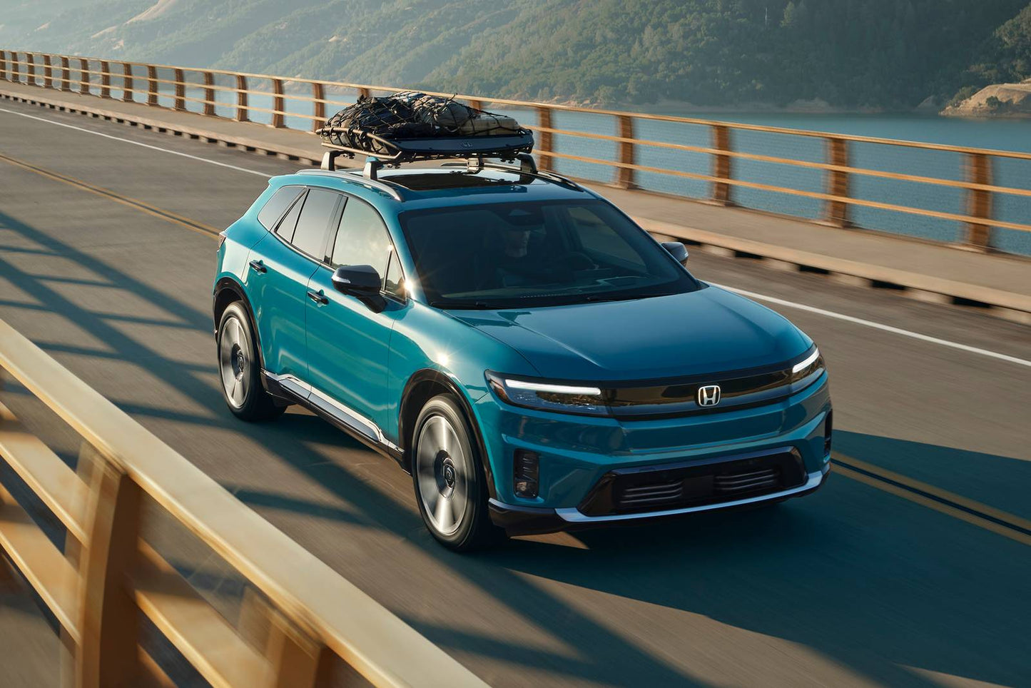 2025 Honda Prologue Touring 4dr SUV AWD (electric DD)