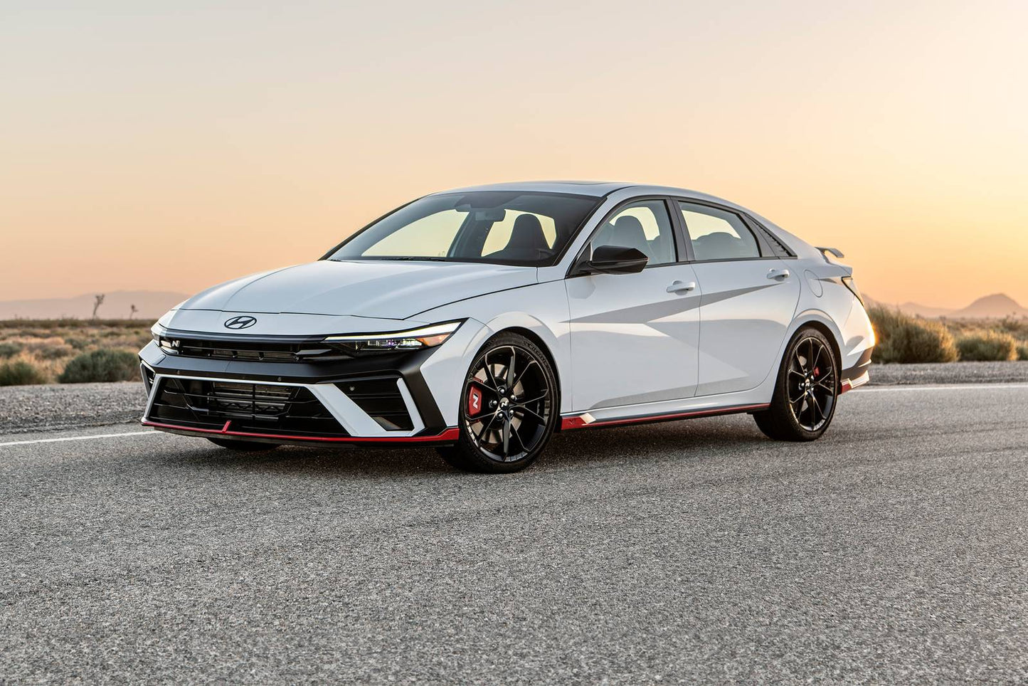 2025 Hyundai Elantra N 4dr Sedan (2.0L 4cyl Turbo 6M)
