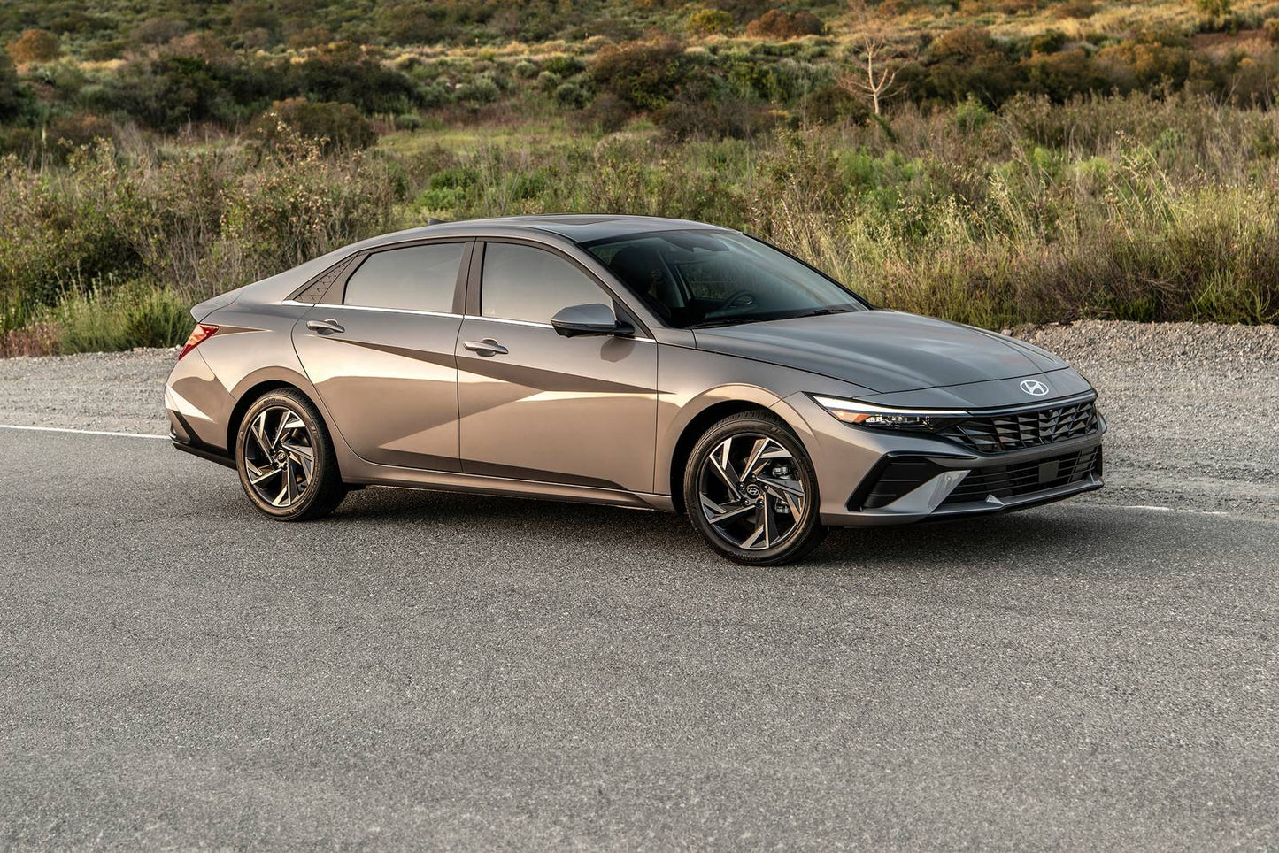 2025 Hyundai Elantra N Line 4dr Sedan (1.6L 4cyl Turbo 7AM)