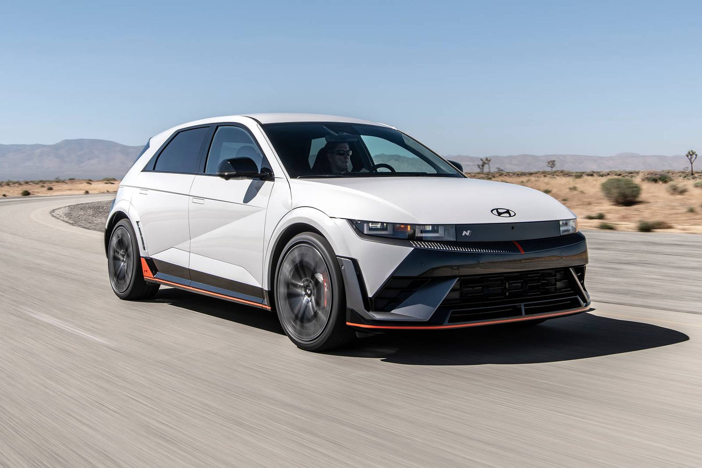 2025 Hyundai IONIQ 5 N 4dr SUV AWD (electric DD)