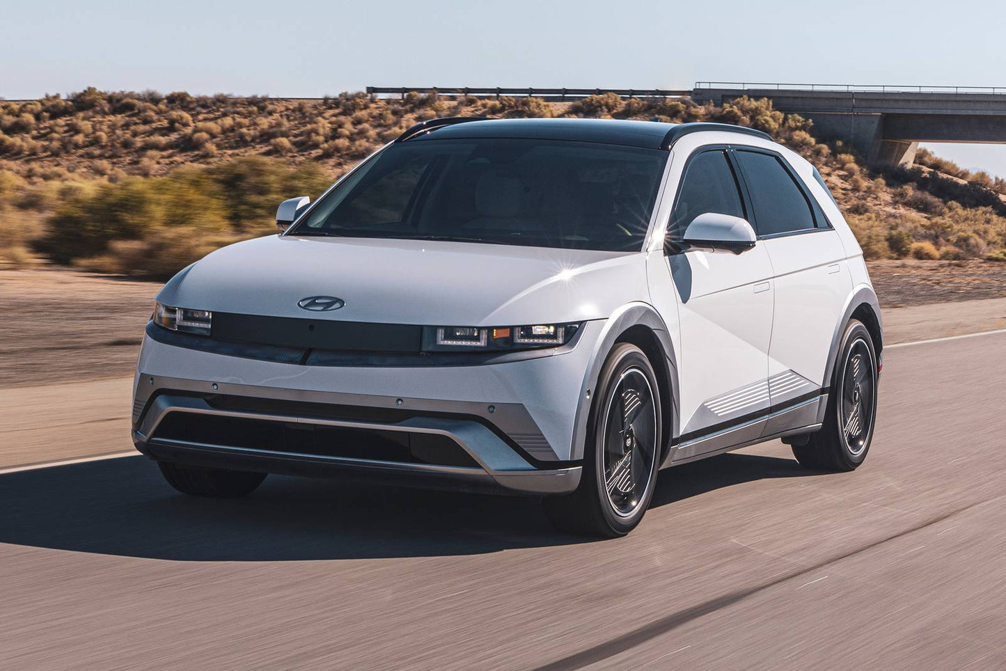 2025 Hyundai IONIQ 5 XRT 4dr SUV AWD w/Tow Hitch (electric DD)