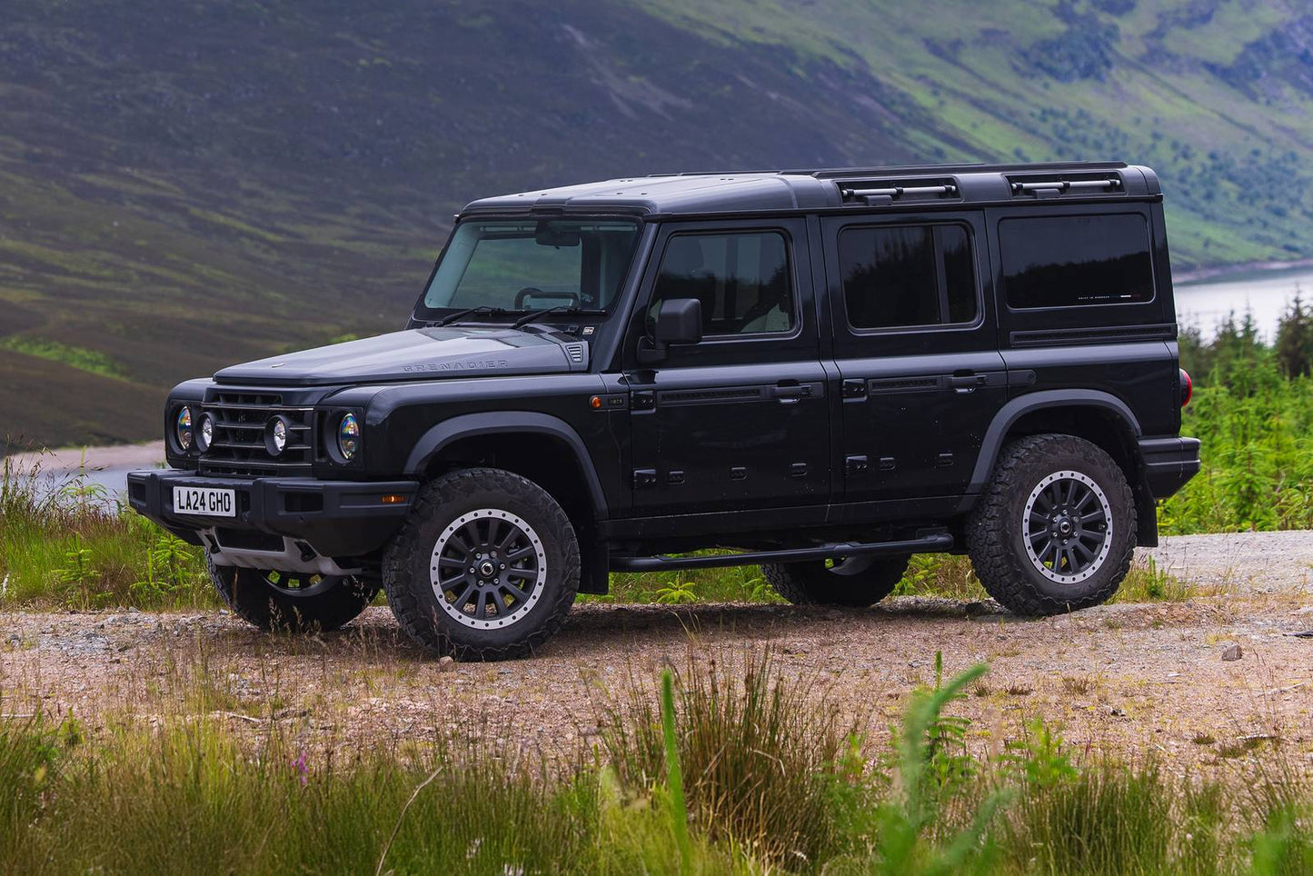 2025 INEOS Grenadier 1924 4dr SUV 4WD (3.0L 6cyl Turbo 8A)