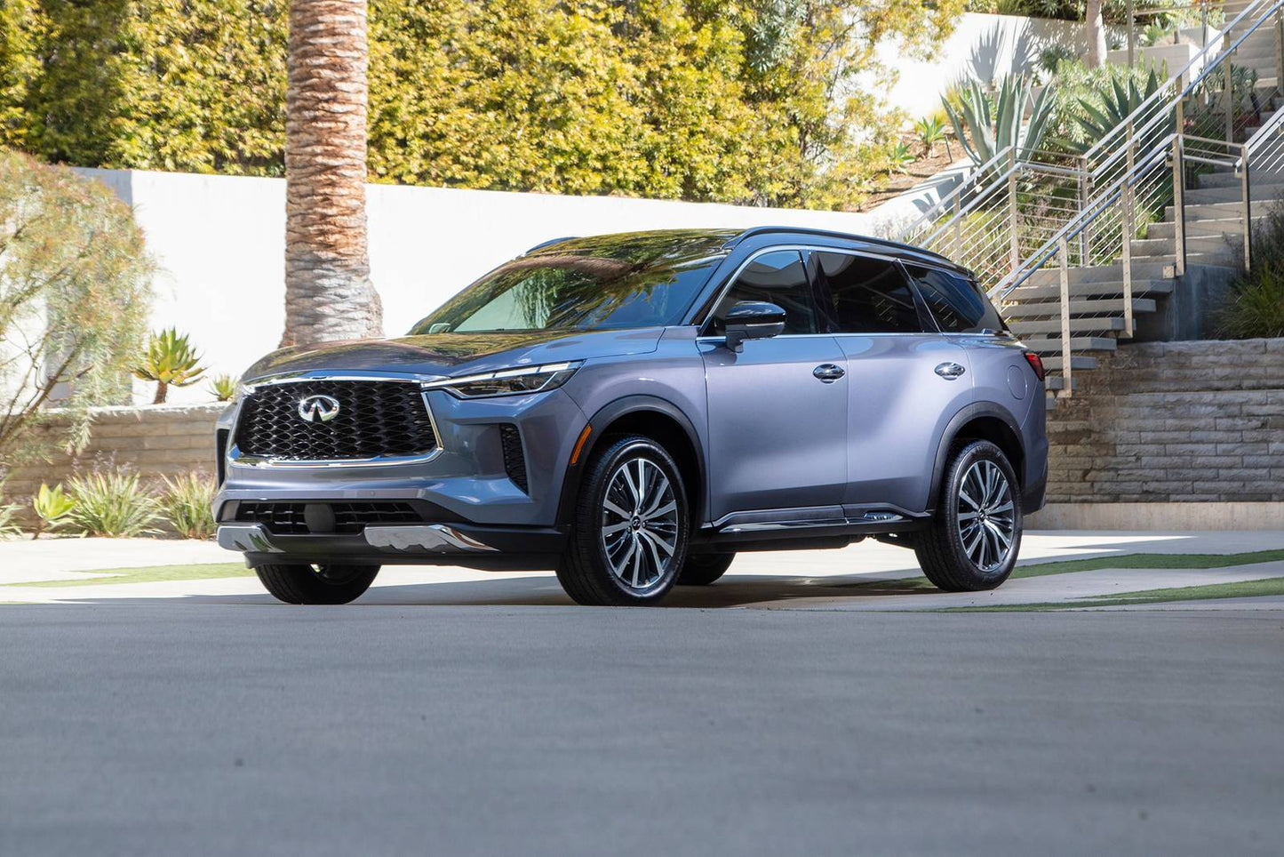 2025 INFINITI QX60 LUXE 4dr SUV AWD (2.0L 4cyl Turbo 9A)