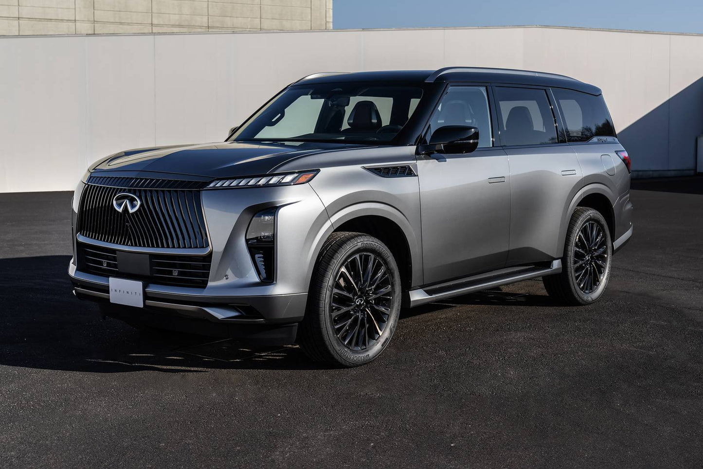 2025 INFINITI QX80 LUXE 4dr SUV (3.5L 6cyl Turbo 9A)