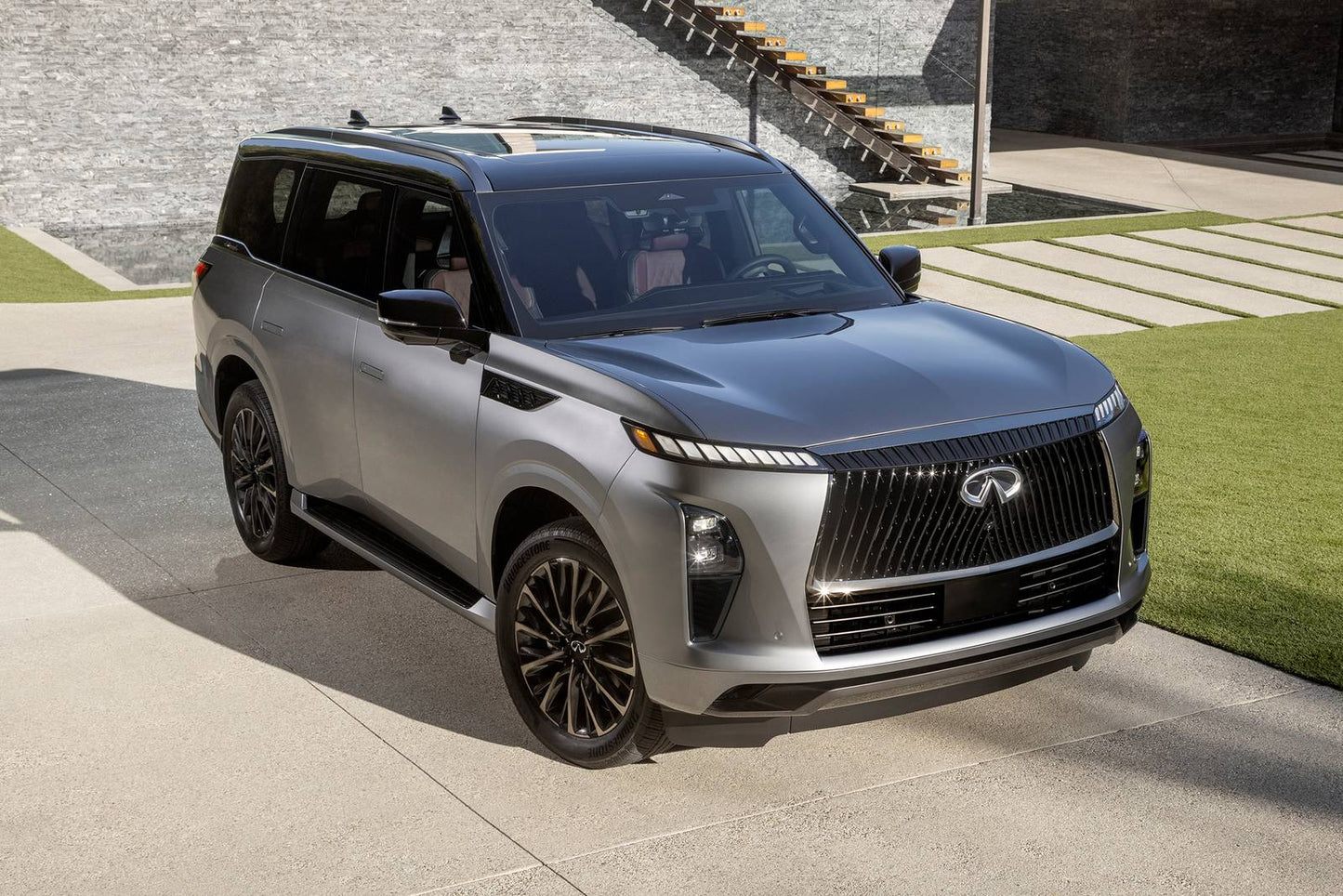 2025 INFINITI QX80 LUXE 4dr SUV (3.5L 6cyl Turbo 9A)