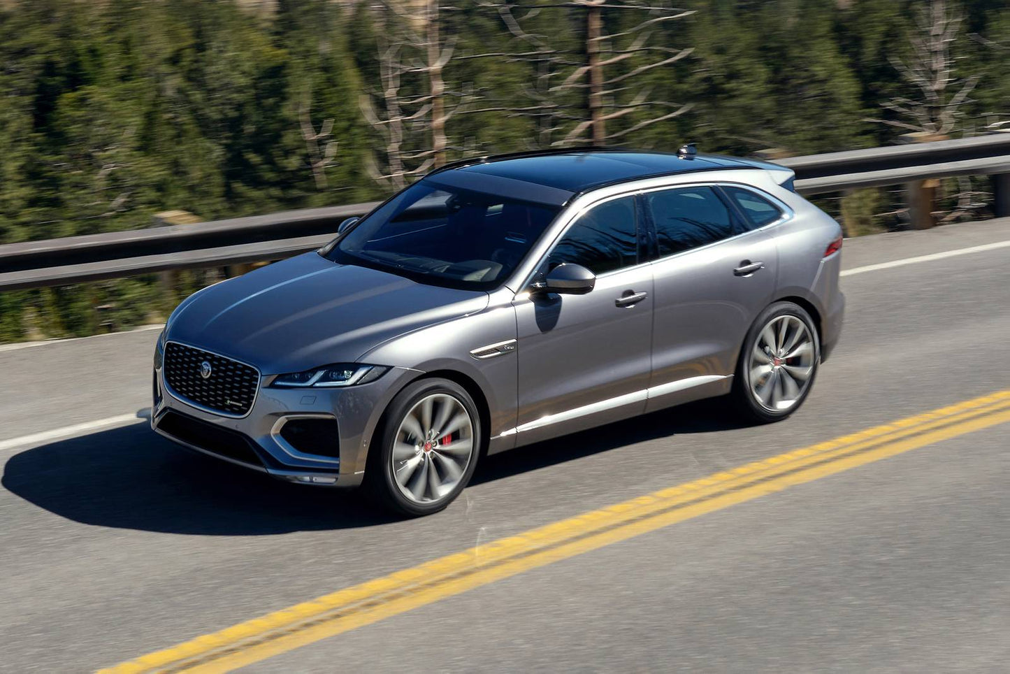 2025 Jaguar F-PACE SVR 575 Edition 4dr SUV AWD (5.0L 8cyl S/C 8A)