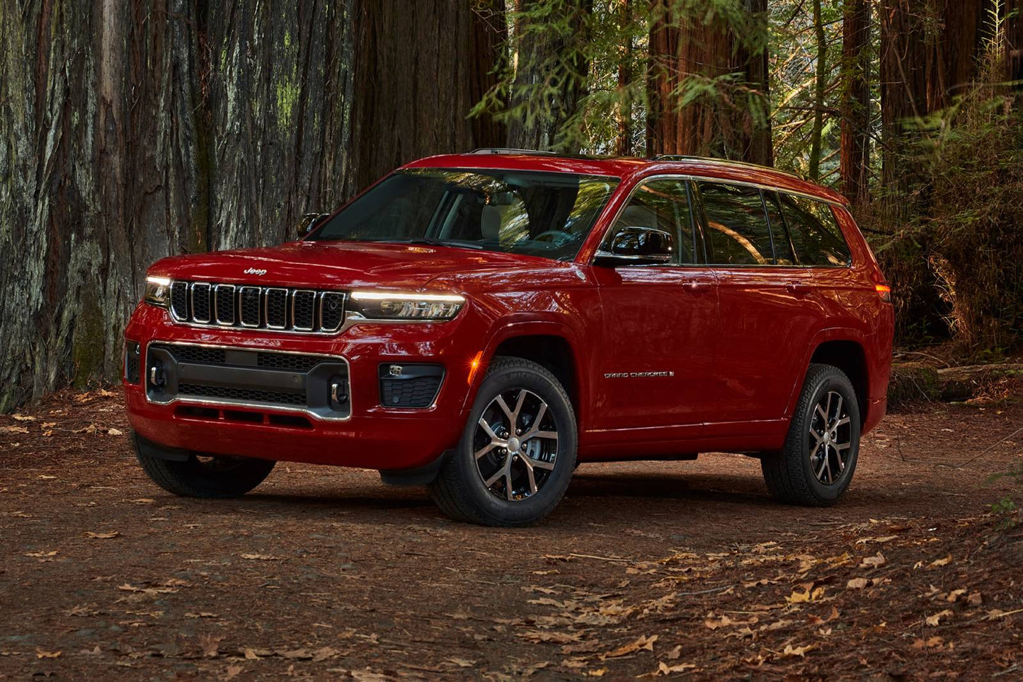 2025 Jeep Grand Cherokee L Overland 4dr SUV 4WD (3.6L 6cyl 8A)