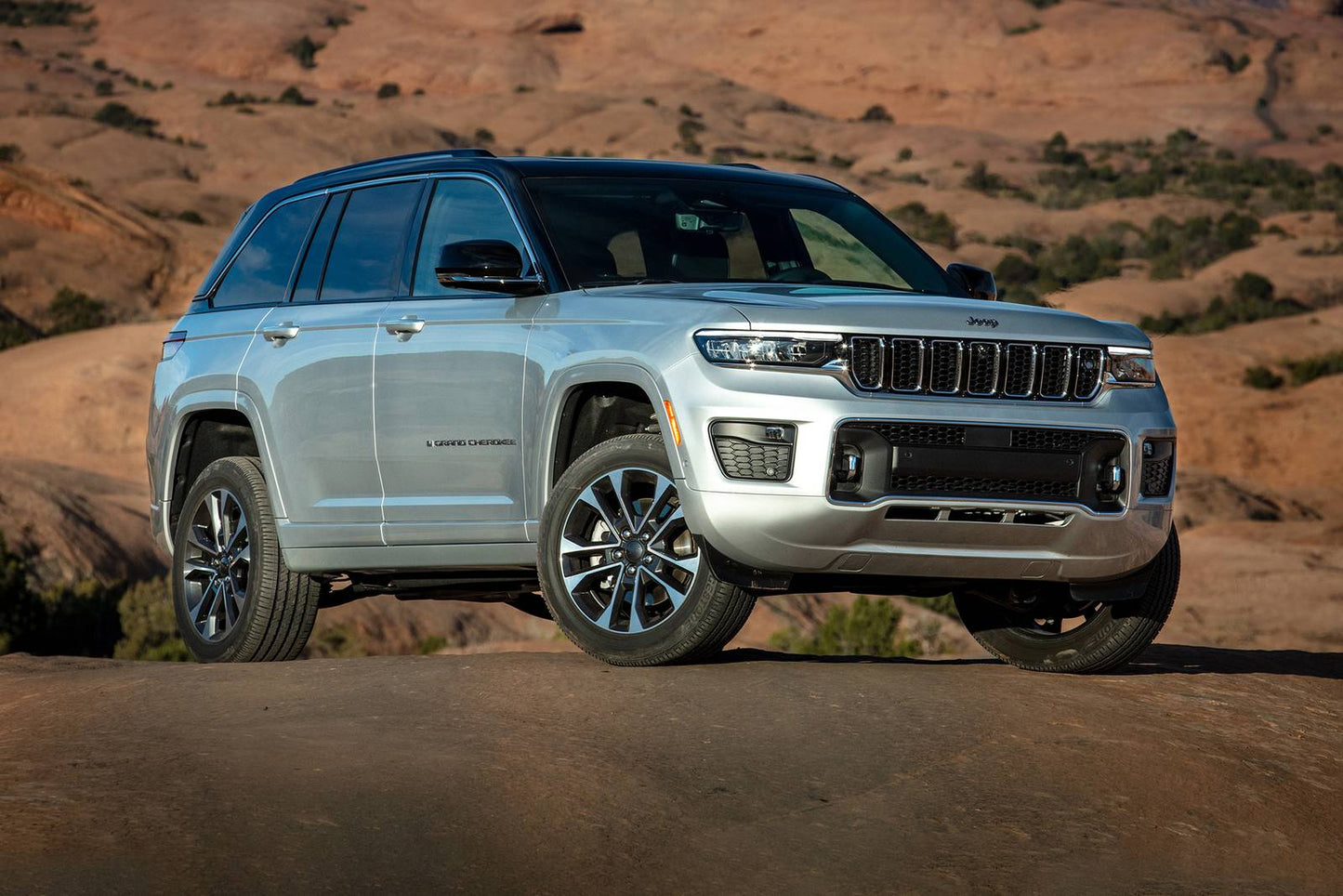 2025 Jeep Grand Cherokee Summit 4dr SUV 4WD (3.6L 6cyl 8A)