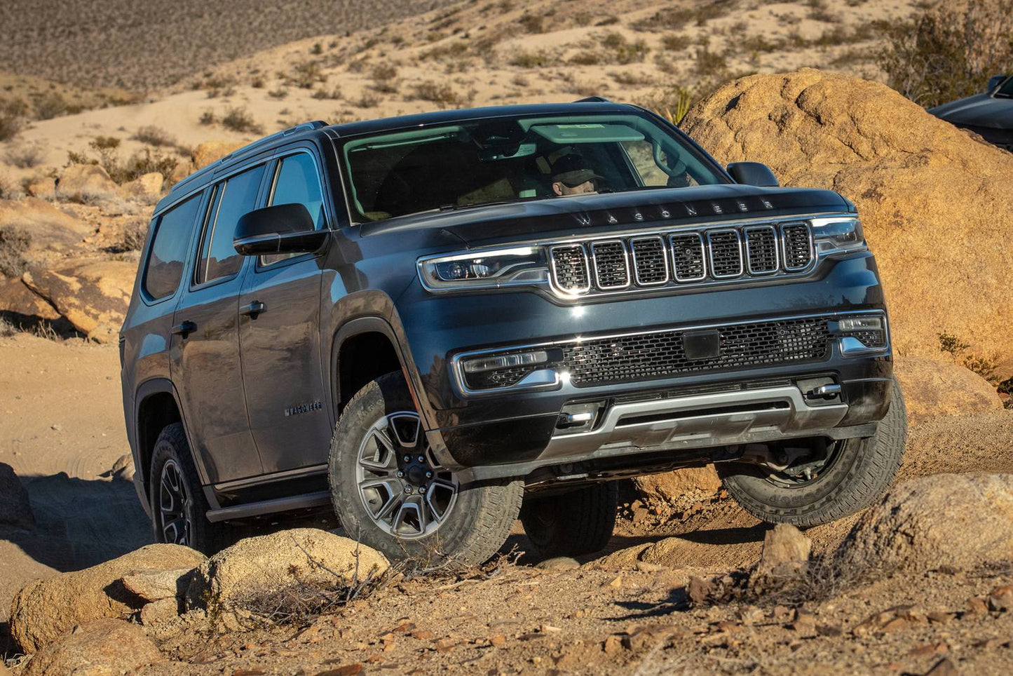 2025 Jeep Wagoneer Series II Overland 4dr SUV 4WD (3.0L 6cyl Turbo 8A)