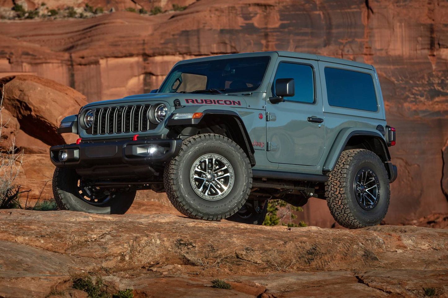 2025 Jeep Wrangler Sport 2dr SUV 4WD (3.6L 6cyl 6M)