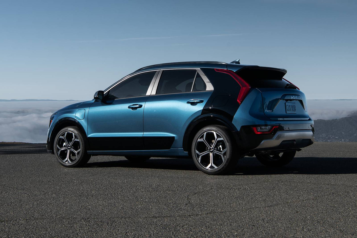 2025 Kia Niro Plug-In Hybrid EX 4dr SUV (1.6L 4cyl gas/electric plug-in hybrid 6AM)