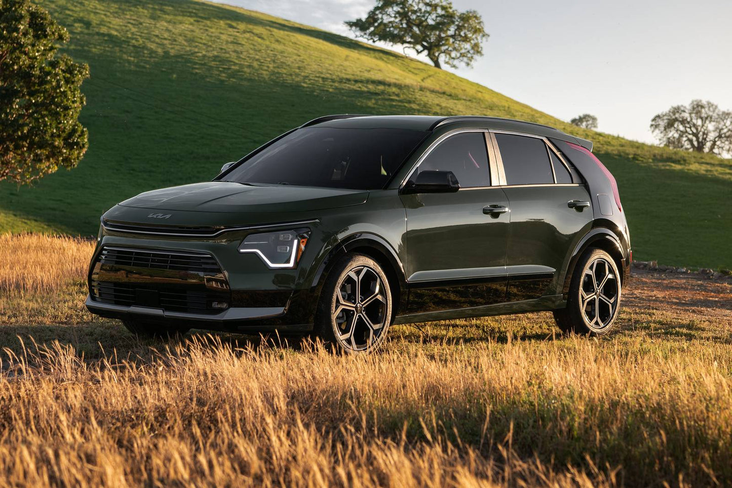 2025 Kia Niro LX 4dr SUV (1.6L 4cyl gas/electric hybrid 6AM)