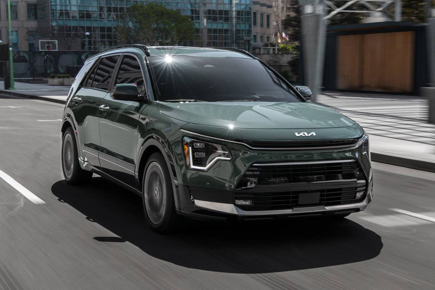 2025 Kia Niro LX 4dr SUV (1.6L 4cyl gas/electric hybrid 6AM)
