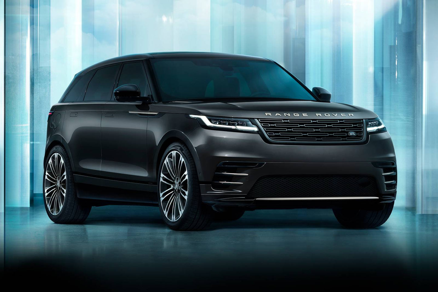 2025 Land Rover Range Rover Velar P250 S 4dr SUV AWD (2.0L 4cyl Turbo 8A)