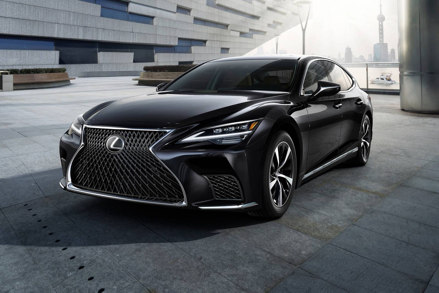 2025 Lexus LS 500h 4dr Sedan AWD (3.5L 6cyl gas/electric hybrid EVT)
