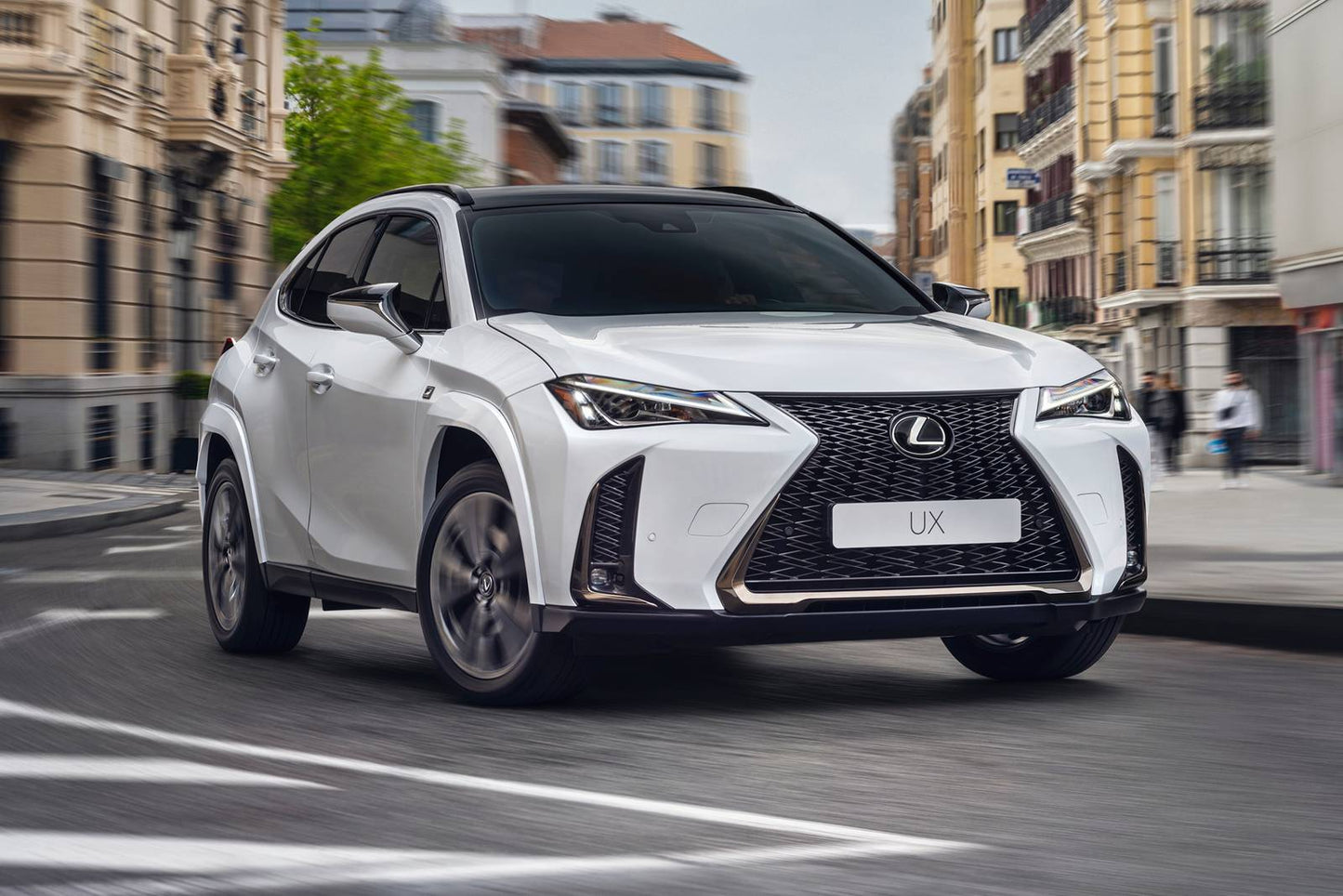 2025 Lexus UX 300h F SPORT Design 4dr SUV (2.0L 4cyl gas/electric hybrid CVT)