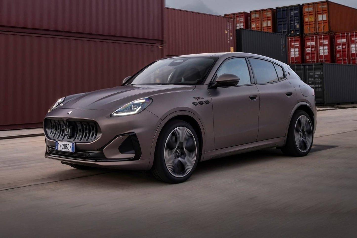 2025 Maserati Grecale Folgore 4dr SUV AWD (electric DD)