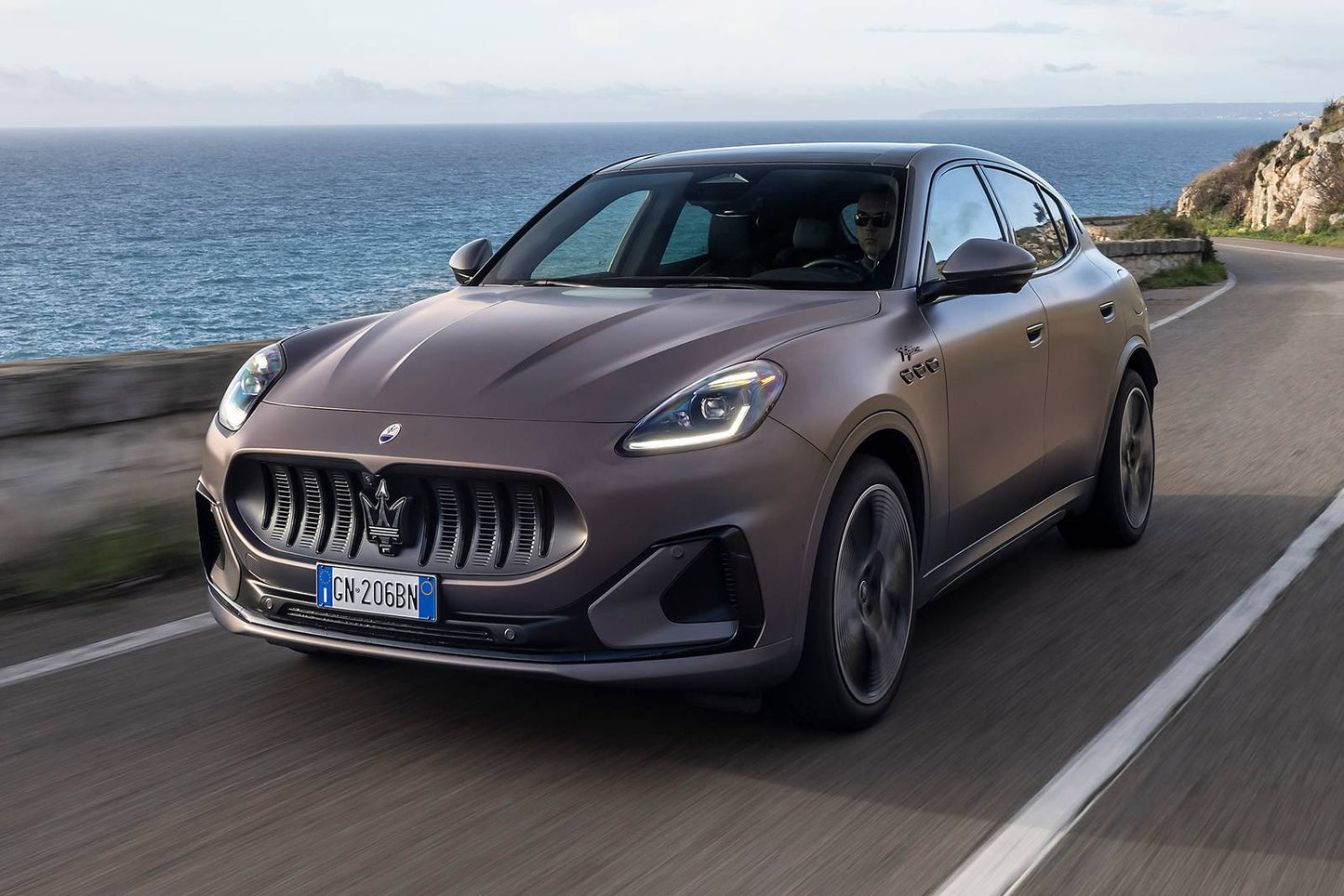 2025 Maserati Grecale Folgore 4dr SUV AWD (electric DD)